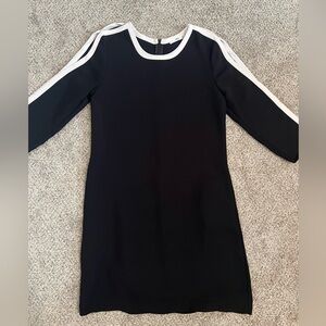 Mango Mini Dress 3/4 key hole sleeves